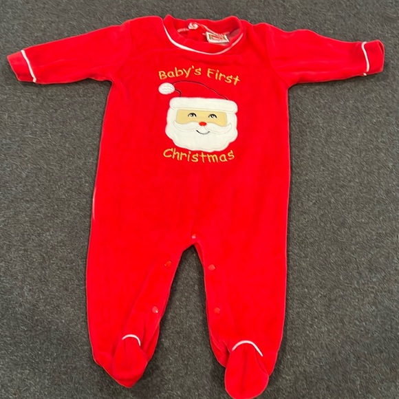 Baby’s first Christmas pjs - Picture 1 of 5
